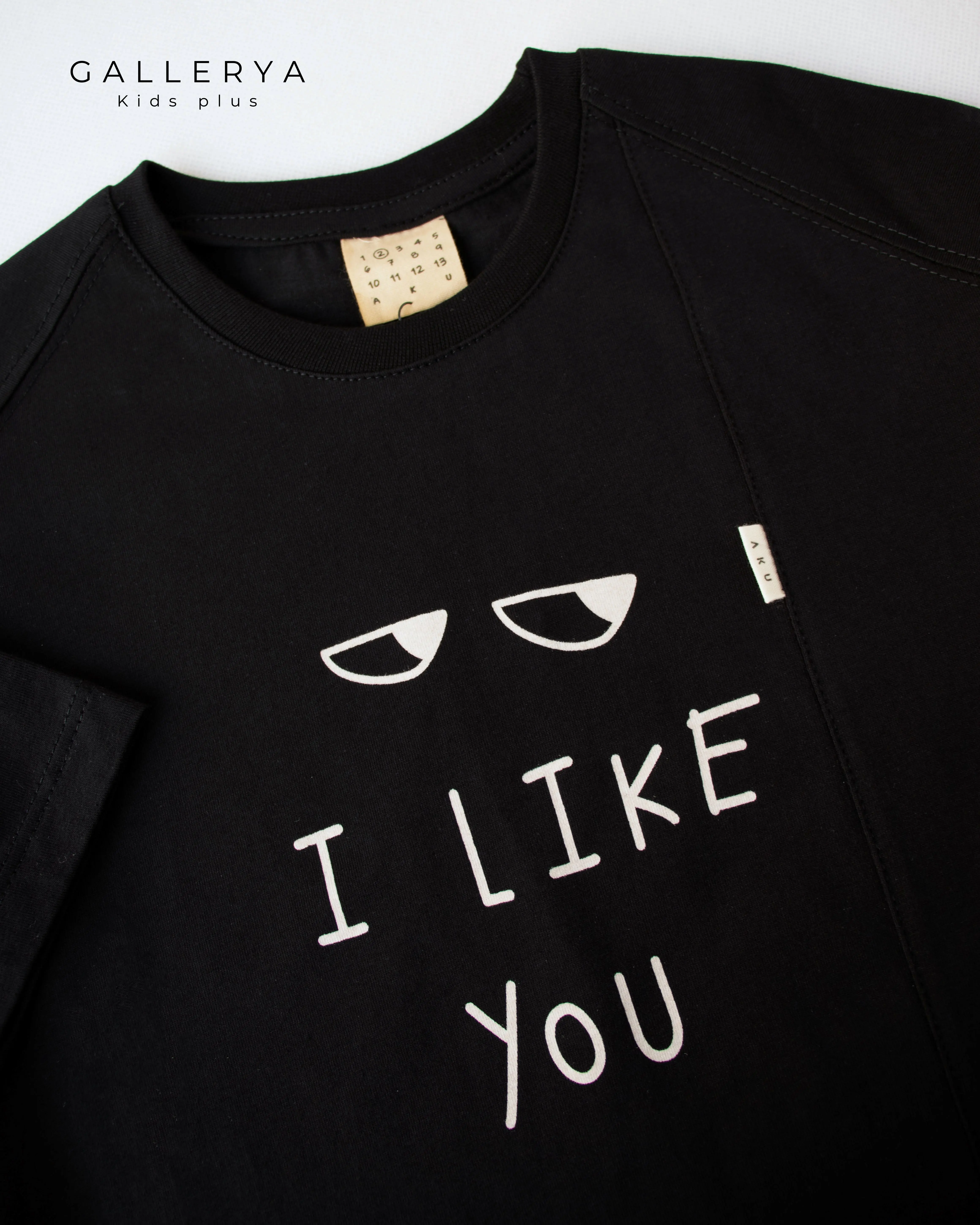 تیشرت مشکی ( LIKE ) AKU